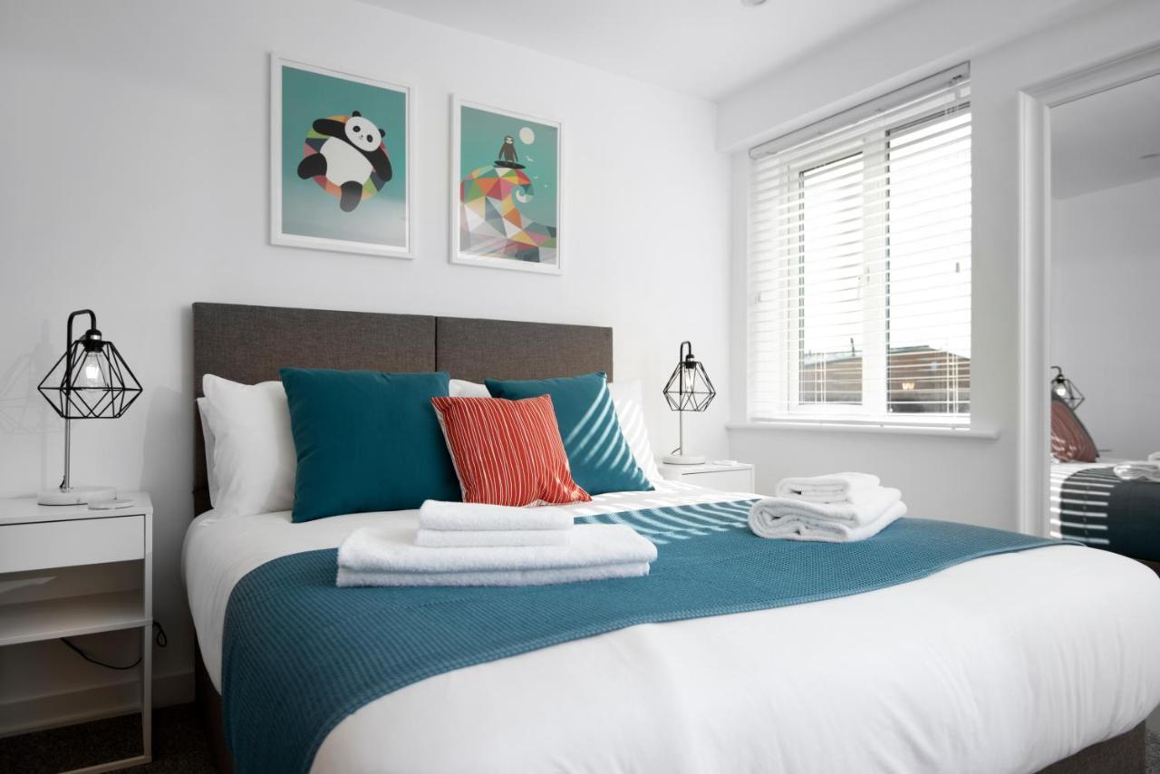 Elm View - 2 Bedroom 2 Bathroom Apartment With Parking In Central Southsea, Portsmouth Eksteriør billede